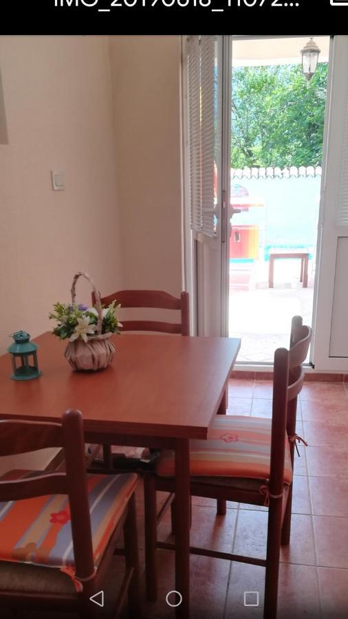 Apartmani Mihailovic Budva Bilik gambar