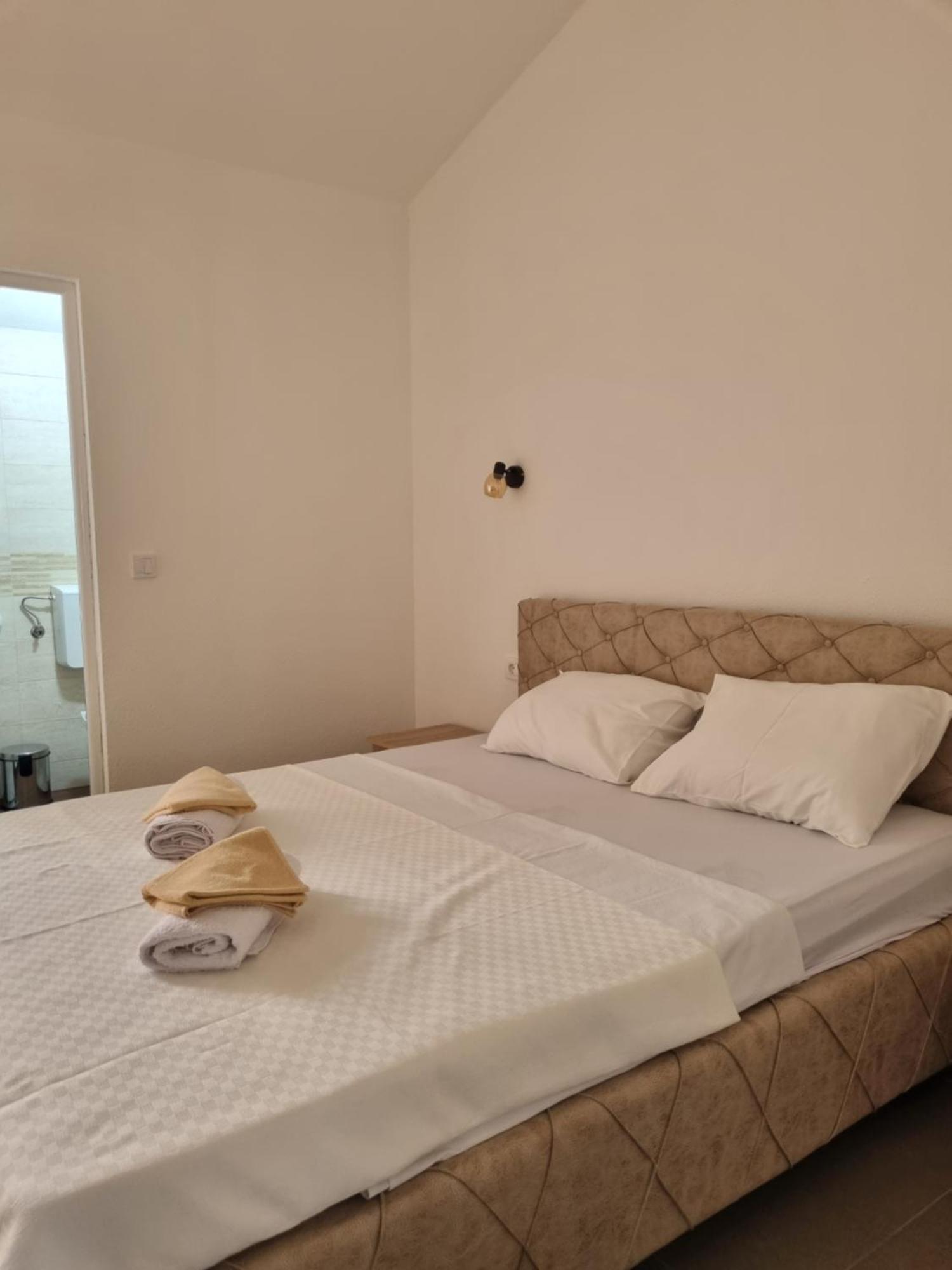 Apartmani Mihailovic Budva Luaran gambar