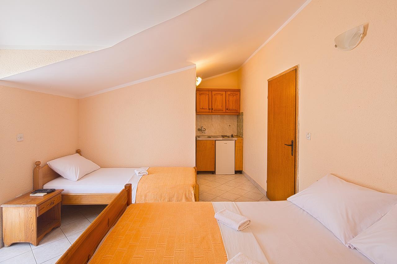 Apartmani Mihailovic Budva Luaran gambar